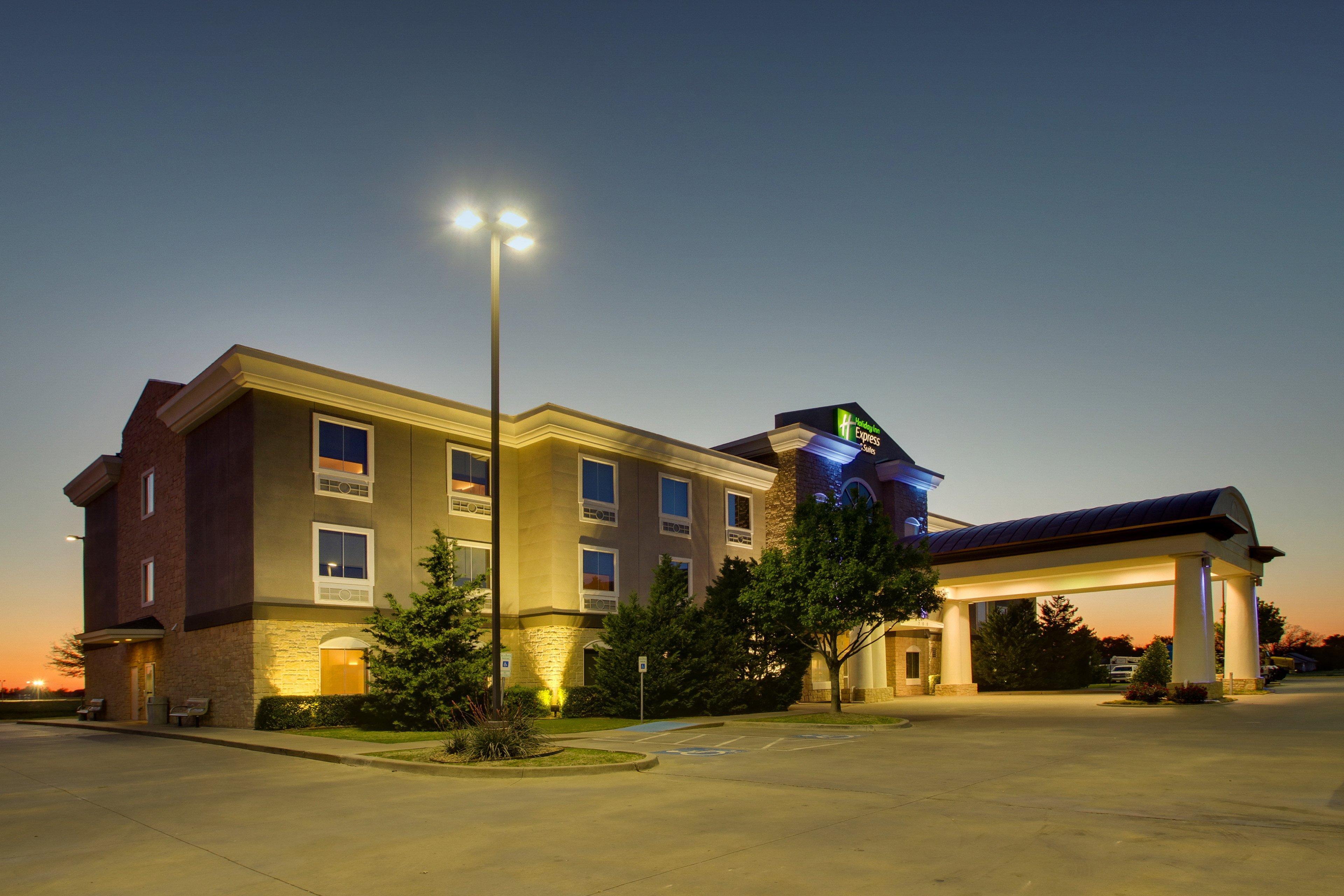 Holiday Inn Express Vernon College Area Highway 287 By Ihg Экстерьер фото