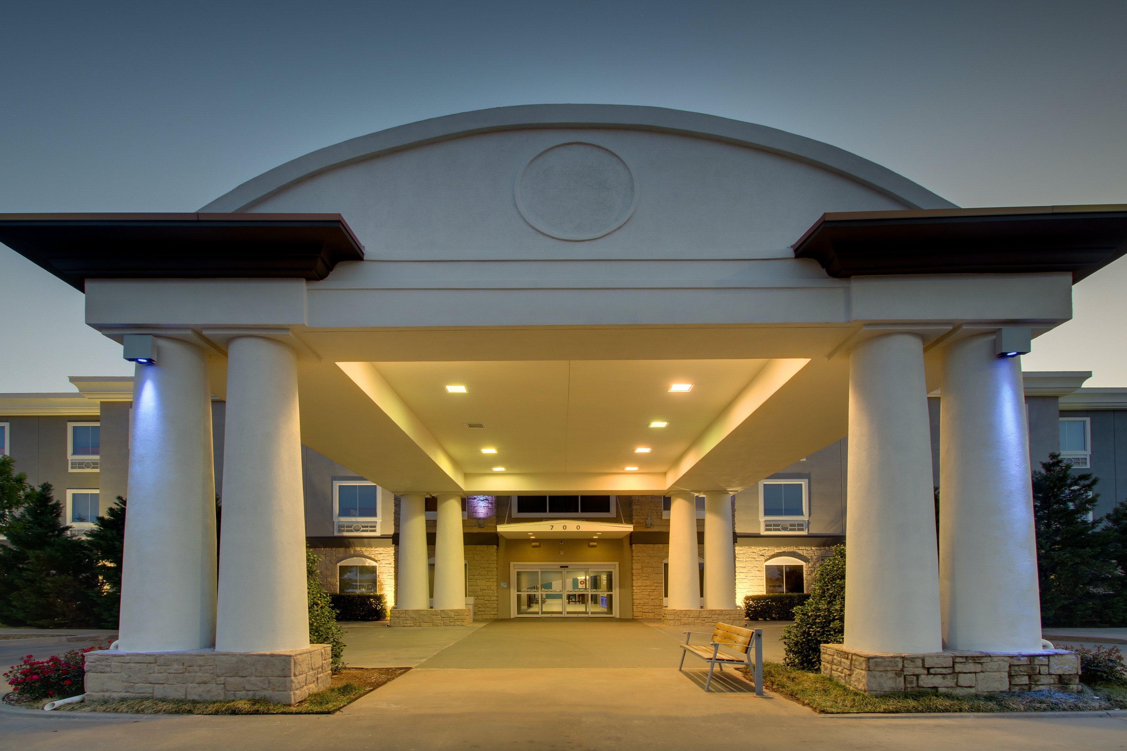 Holiday Inn Express Vernon College Area Highway 287 By Ihg Экстерьер фото